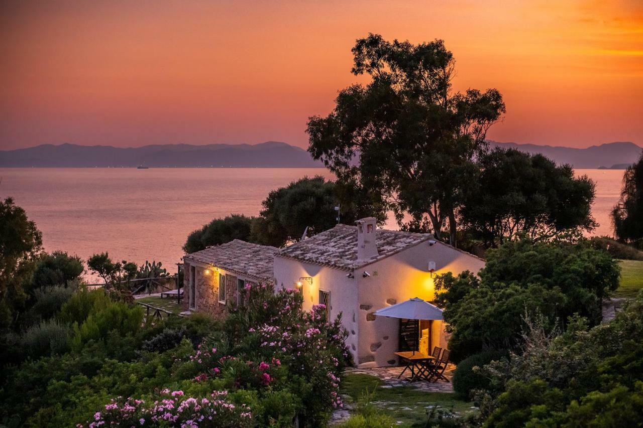 Angolo Di Paradiso Sul Mare Geremèas Exteriör bild